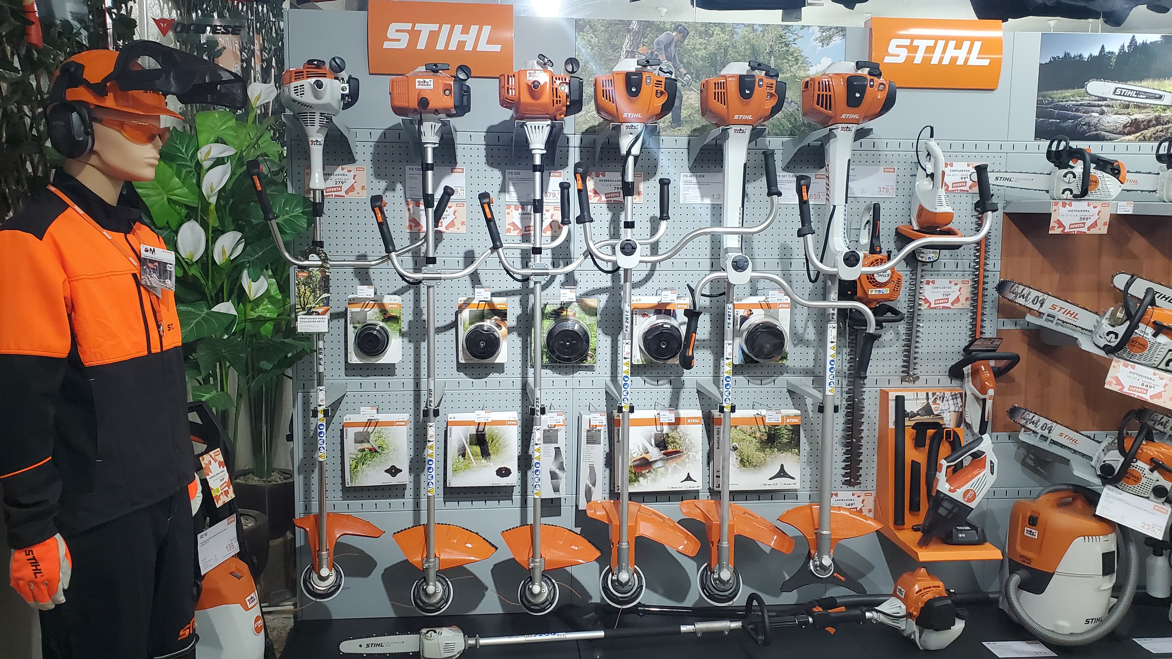 Mural de desbrozadoras STIHL
